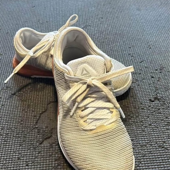 Reebok Nano - Picture 2 of 3